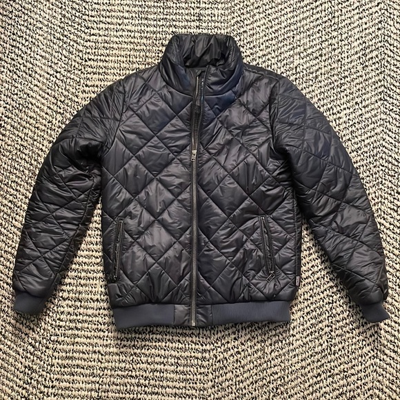 Patagonia Jackets & Blazers - Women’s Navy insulated Patagonia Jacket